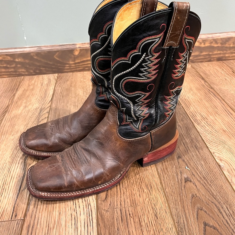 Justin square toe boots
